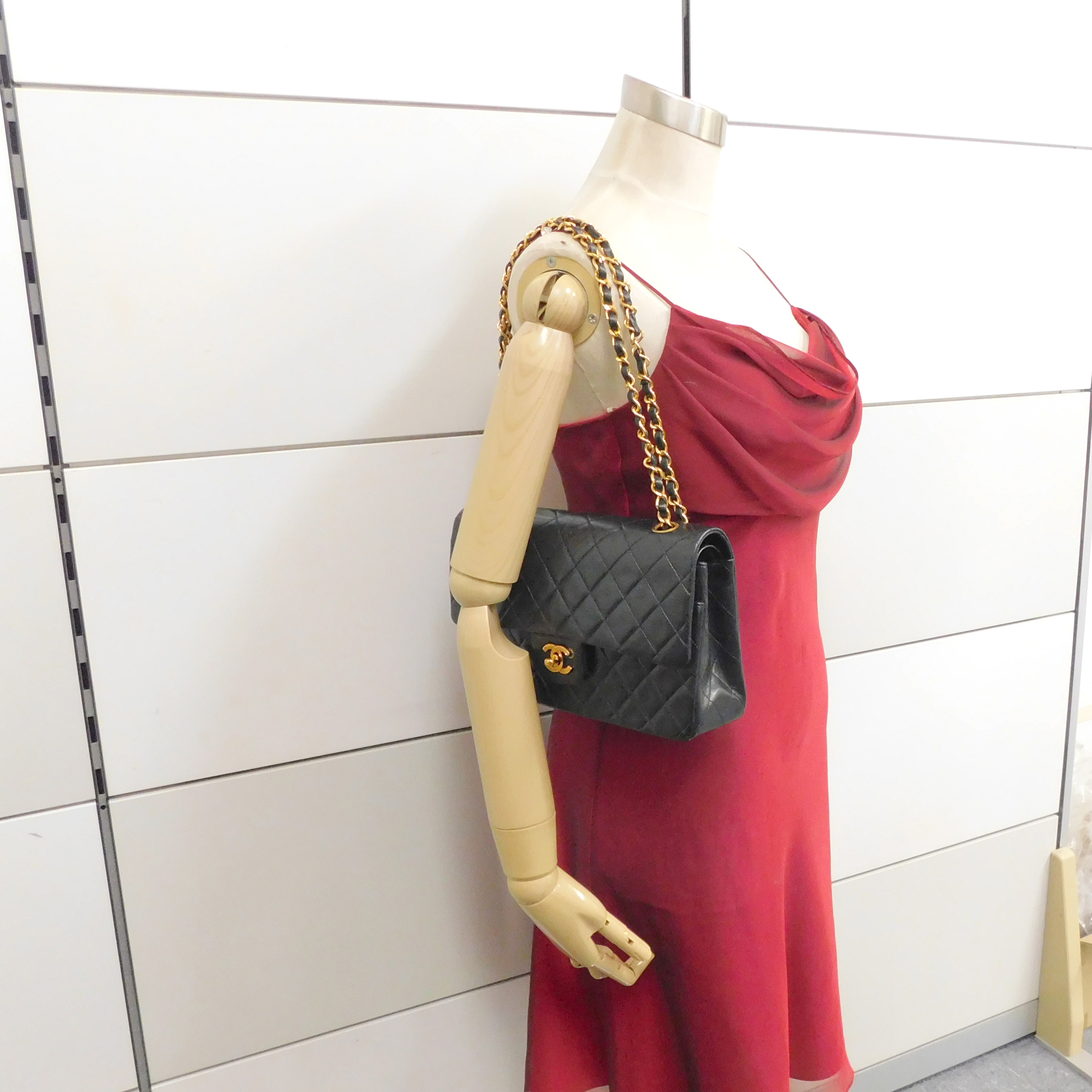 CHANEL Lamb Skin Black Double Flap 25 Medium Chain Shoulder
