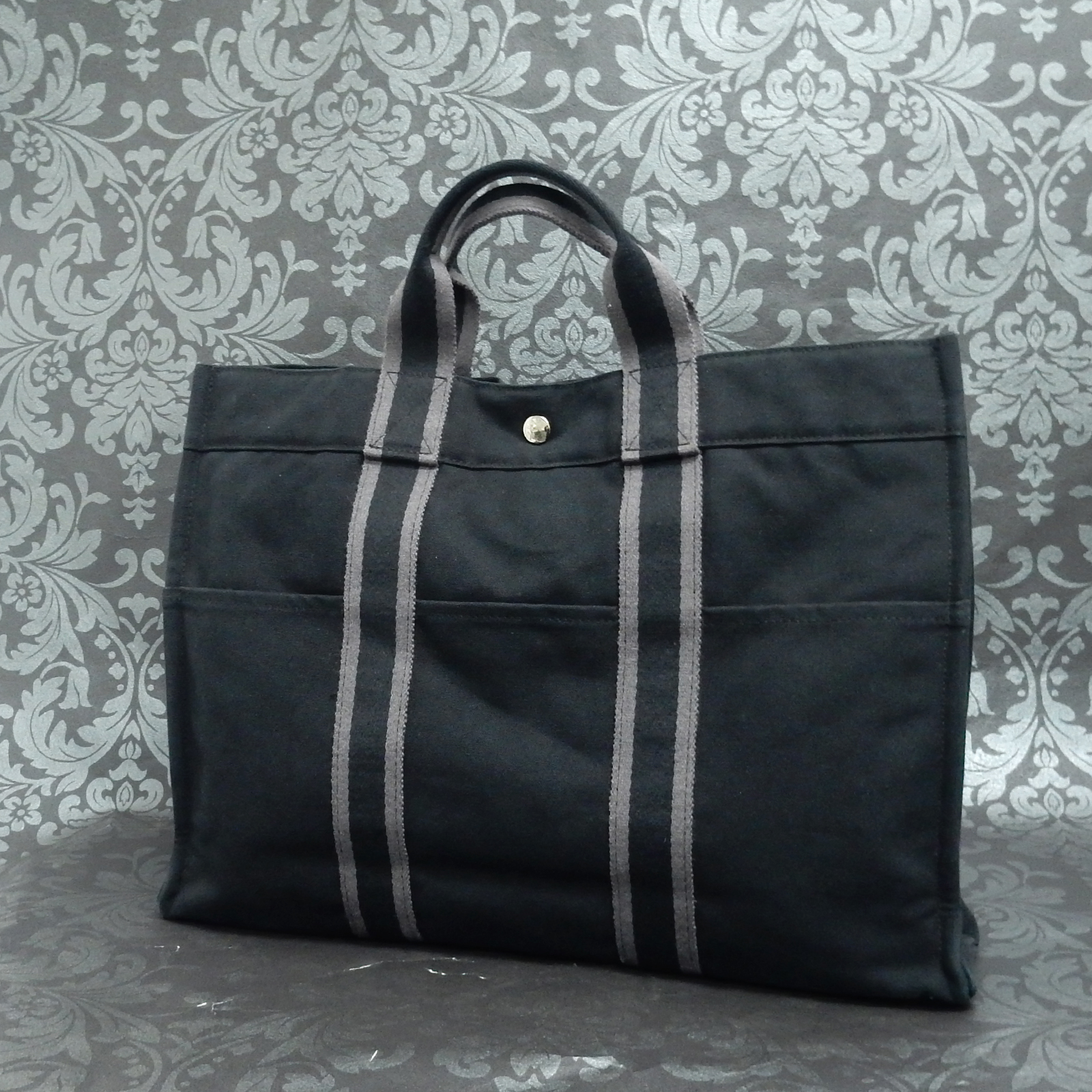 hermes black tote bag