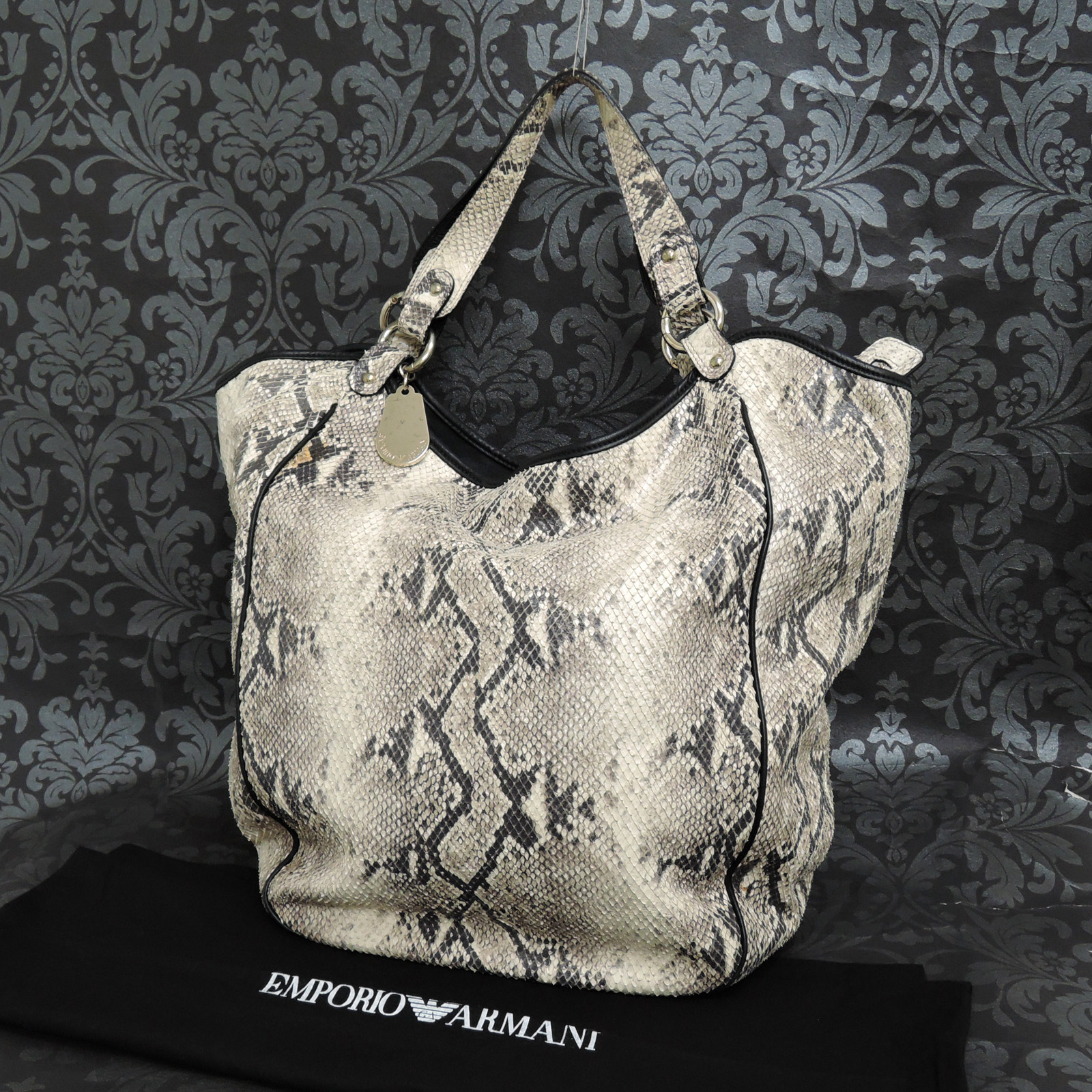 EMPORIO ARMANI Leather Large Tote Bag Handbag 2 Rise on