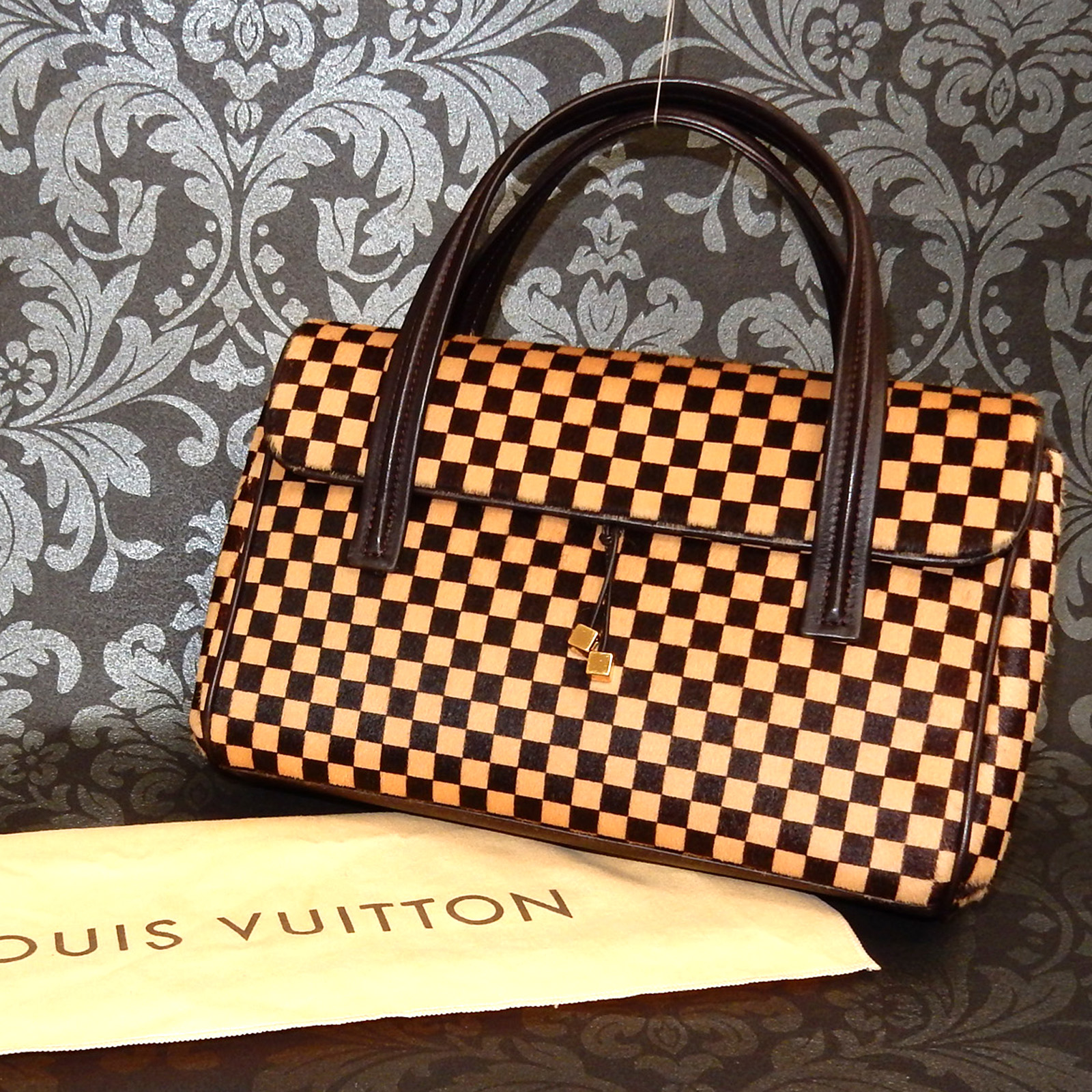Louis Vuitton Brown Damier Sauvage Lion Handbag QJBCJWFB0B018