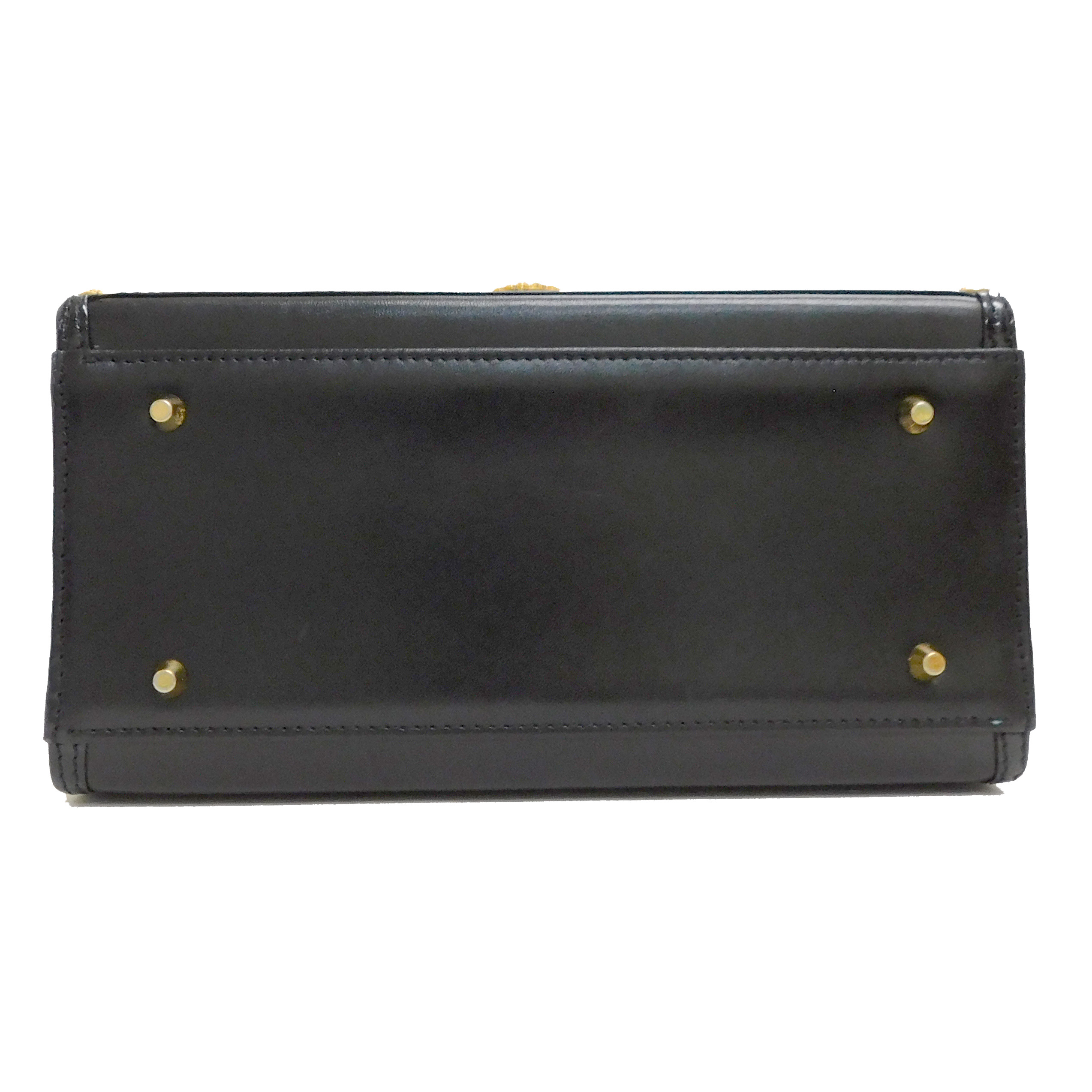 【関税＆送料込み】Versace 'Vanity Versace Tag' Bag In Blac Tag Small leather vanity bag in black - Versace | Mytheresa